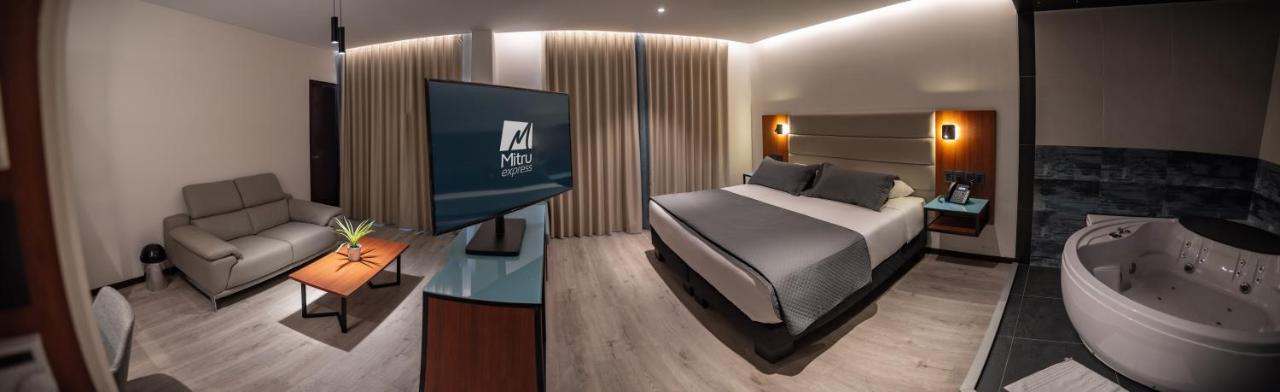 Mitru Express Hotel Ла Пас Екстериор снимка