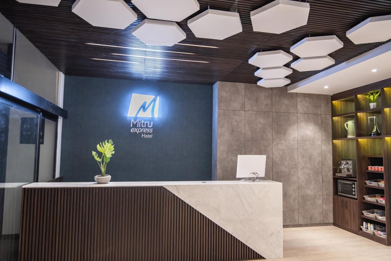 Mitru Express Hotel Ла Пас Екстериор снимка